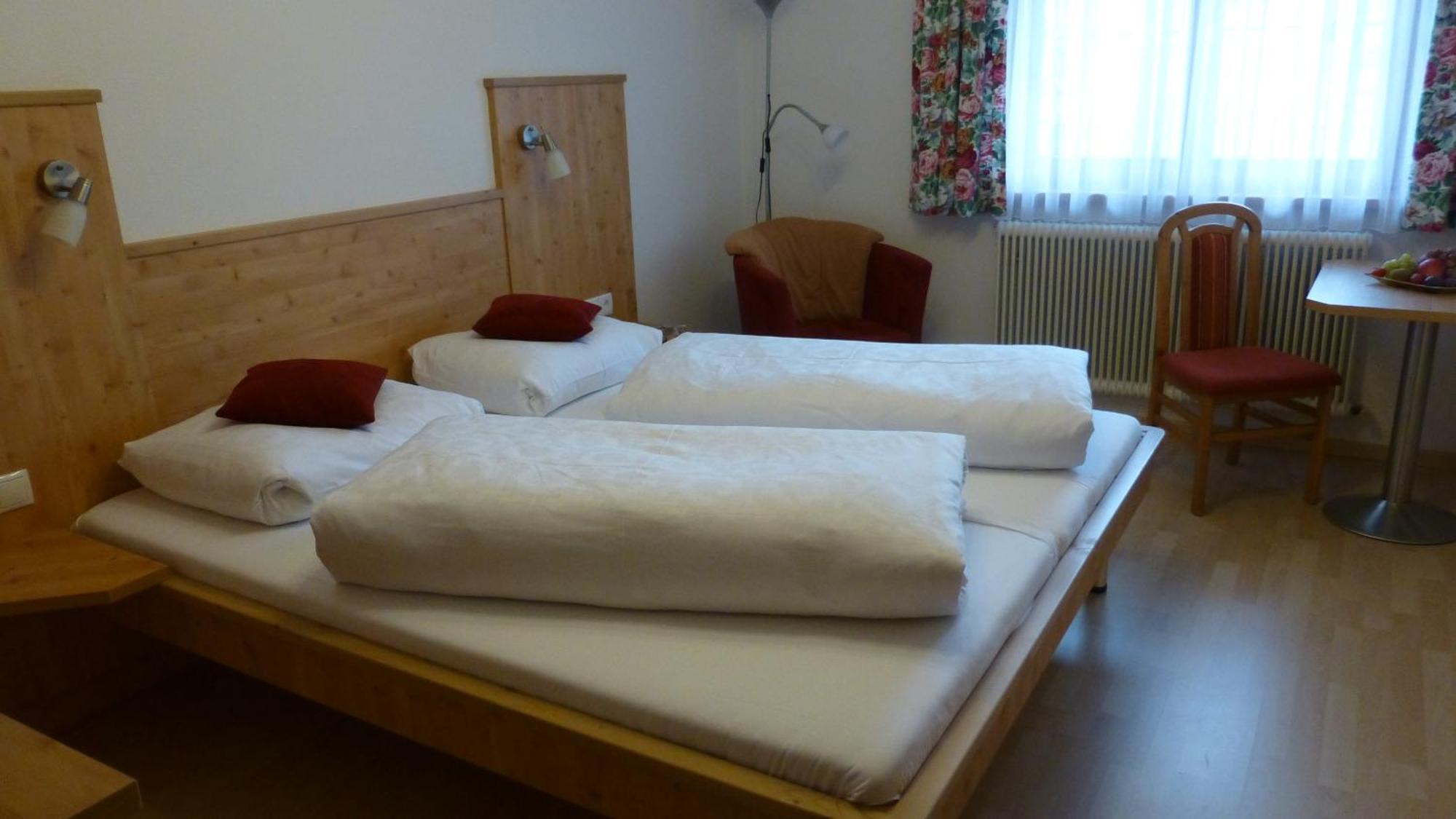 Gaestehaus Manuela - Familie Rantner Зефельд-ін-Тіроль Екстер'єр фото