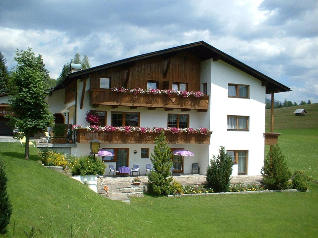 Gaestehaus Manuela - Familie Rantner Зефельд-ін-Тіроль Екстер'єр фото
