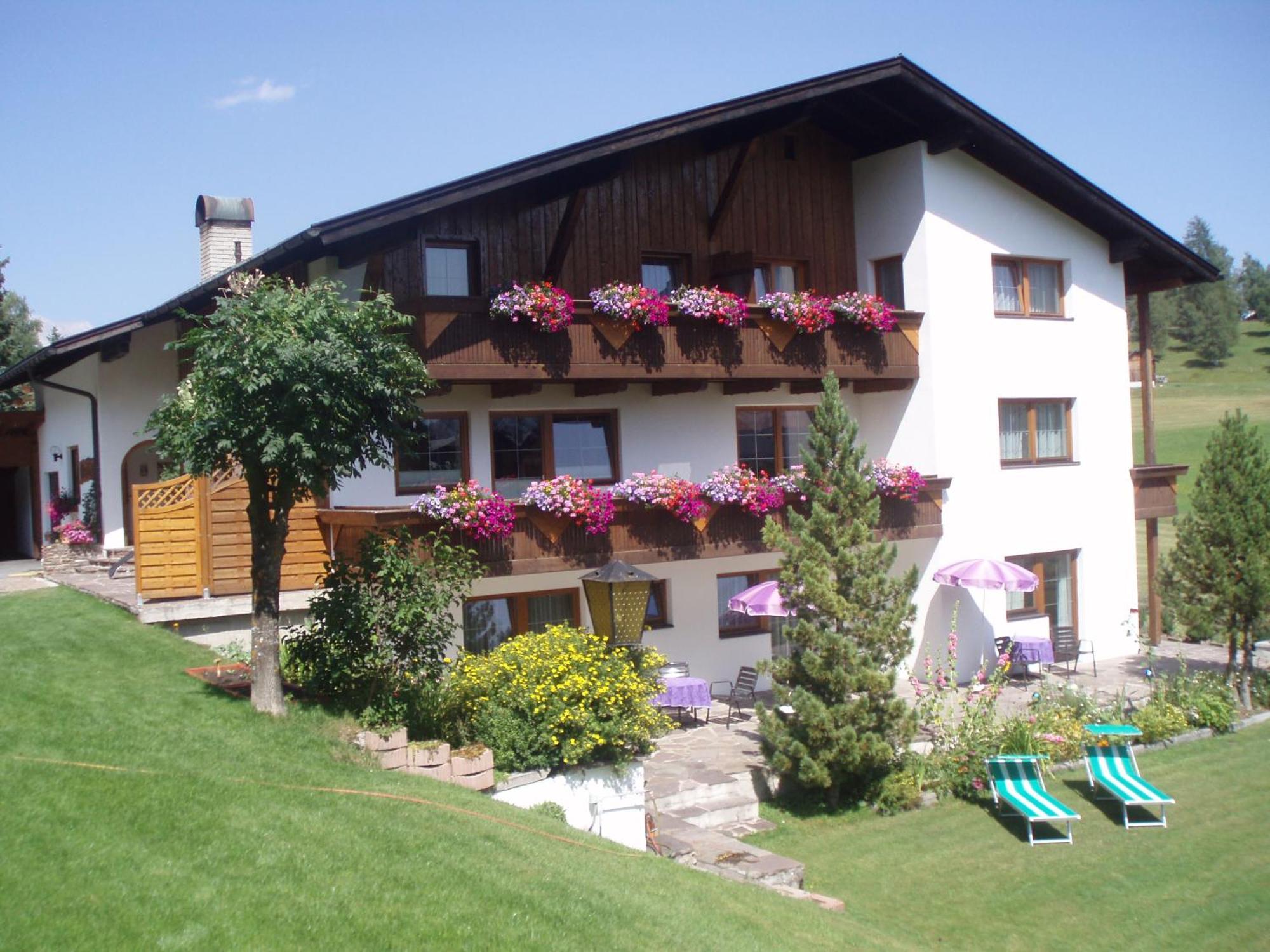 Gaestehaus Manuela - Familie Rantner Зефельд-ін-Тіроль Екстер'єр фото